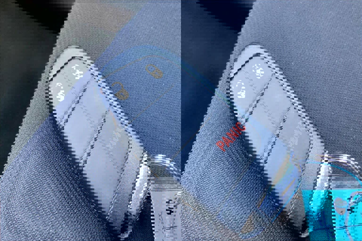 Used 2023 Jeep Compass Sport image 15