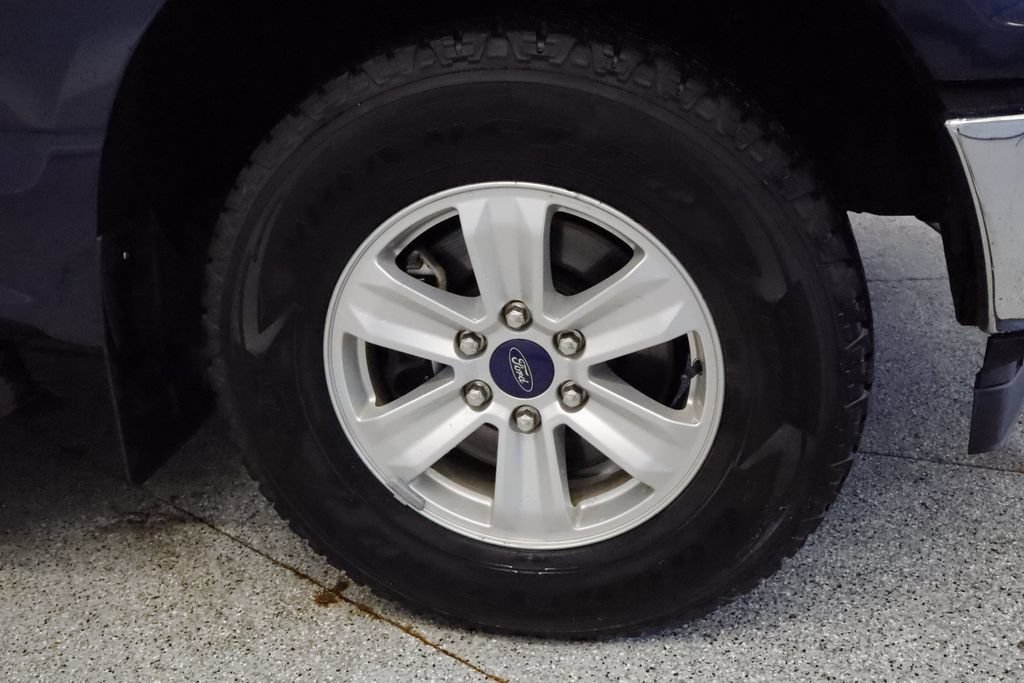 Used 2019 Ford F150 XLT w/ Equipment Group 301A Mid AWD/4WD image 8