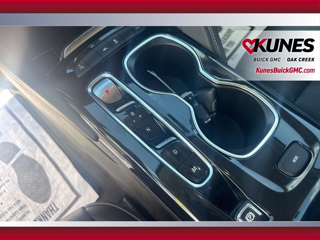 Used 2023 Buick Envision Essence image 34