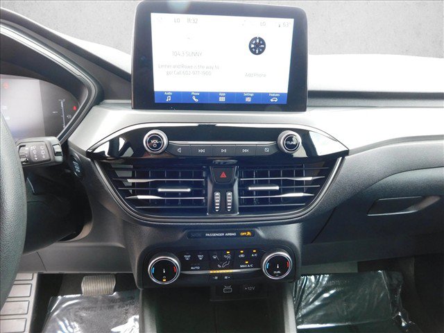 Used 2025 Ford Escape Active AWD/4WD image 21