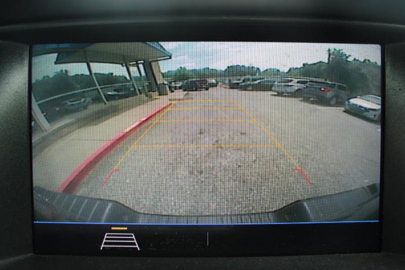 Used 2022 Chevrolet Colorado LT w/ Fleet Safety Package RWD image 10