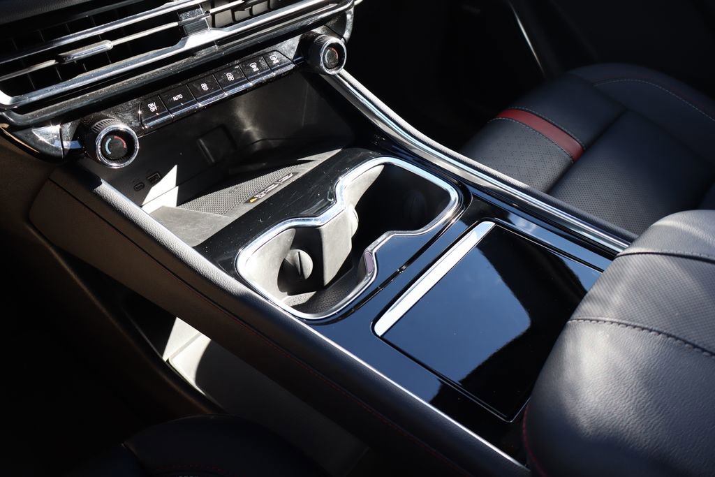 Used 2024 Chevrolet Traverse RS w/ LPO, Floor Liner Package image 28