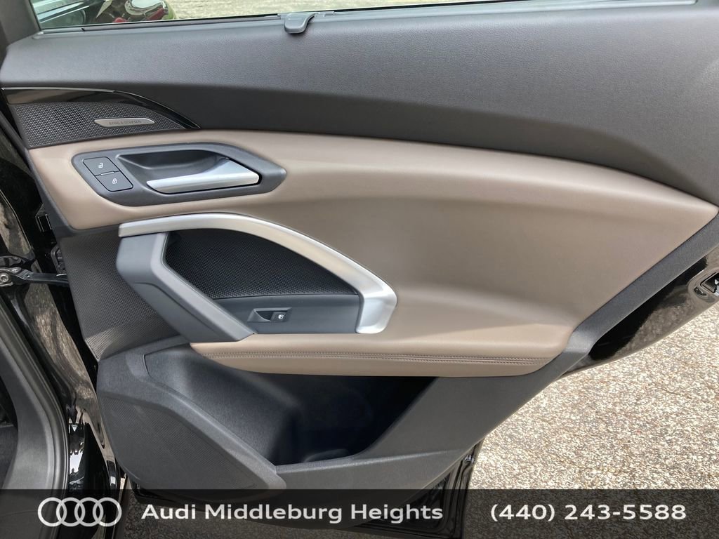 Certified 2025 Audi Q5 Premium Plus w/ Premium Plus image 27