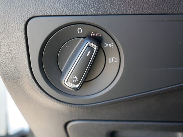 Certified 2023 Volkswagen Tiguan SE R-Line image 23