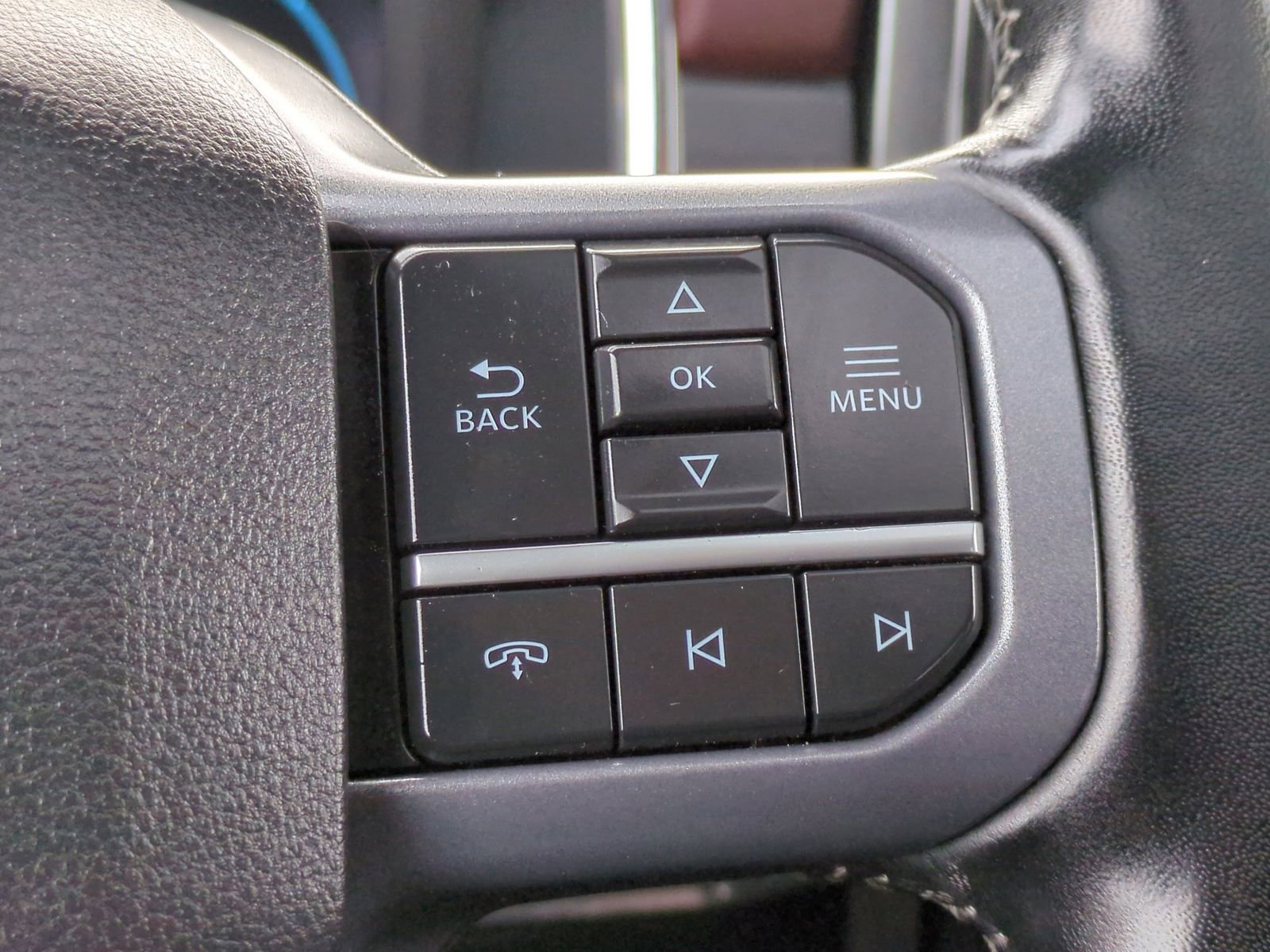 Used 2023 Ford F150 Lariat w/ Equipment Group 502A High AWD/4WD image 32
