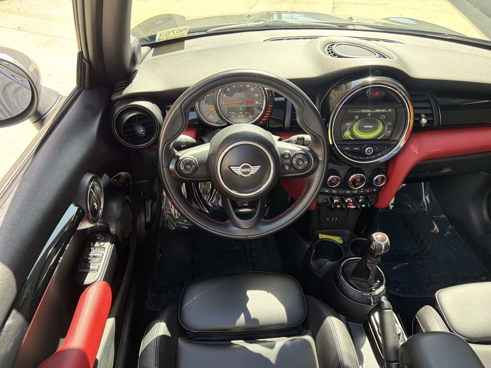 Used 2017 MINI Cooper S FWD image 9