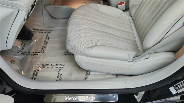 Used 2023 Mercedes-Benz EQS 450+ Sedan image 33