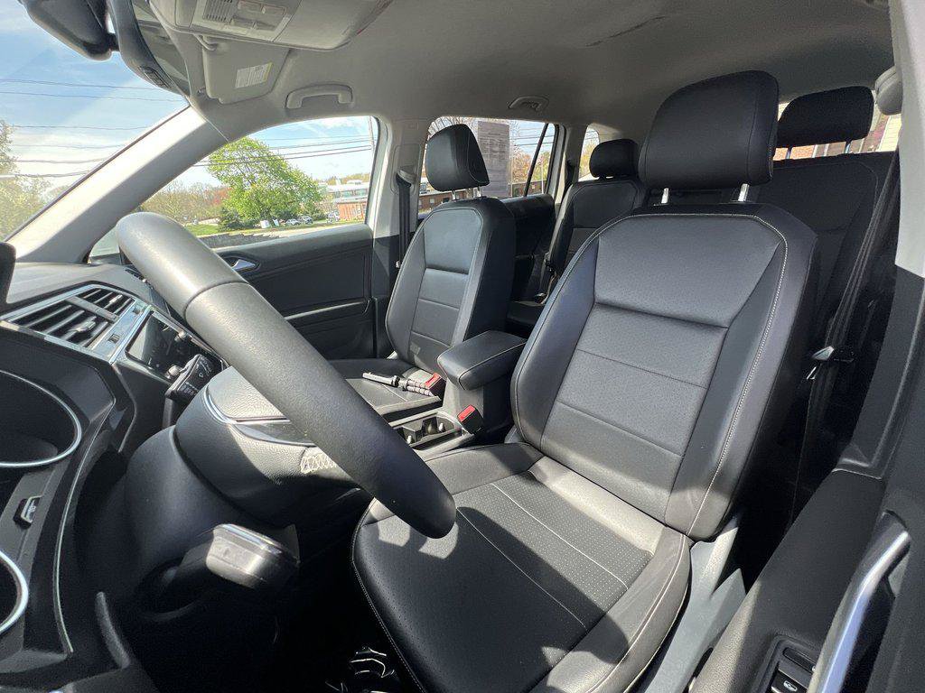 Certified 2021 Volkswagen Tiguan SE AWD/4WD image 11