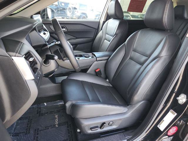 Certified 2025 Nissan Rogue SL w/ Tech Package image 12