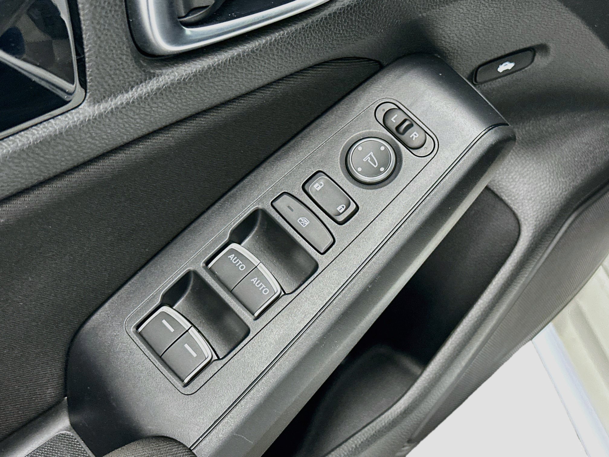 Used 2024 Honda Civic EX image 15