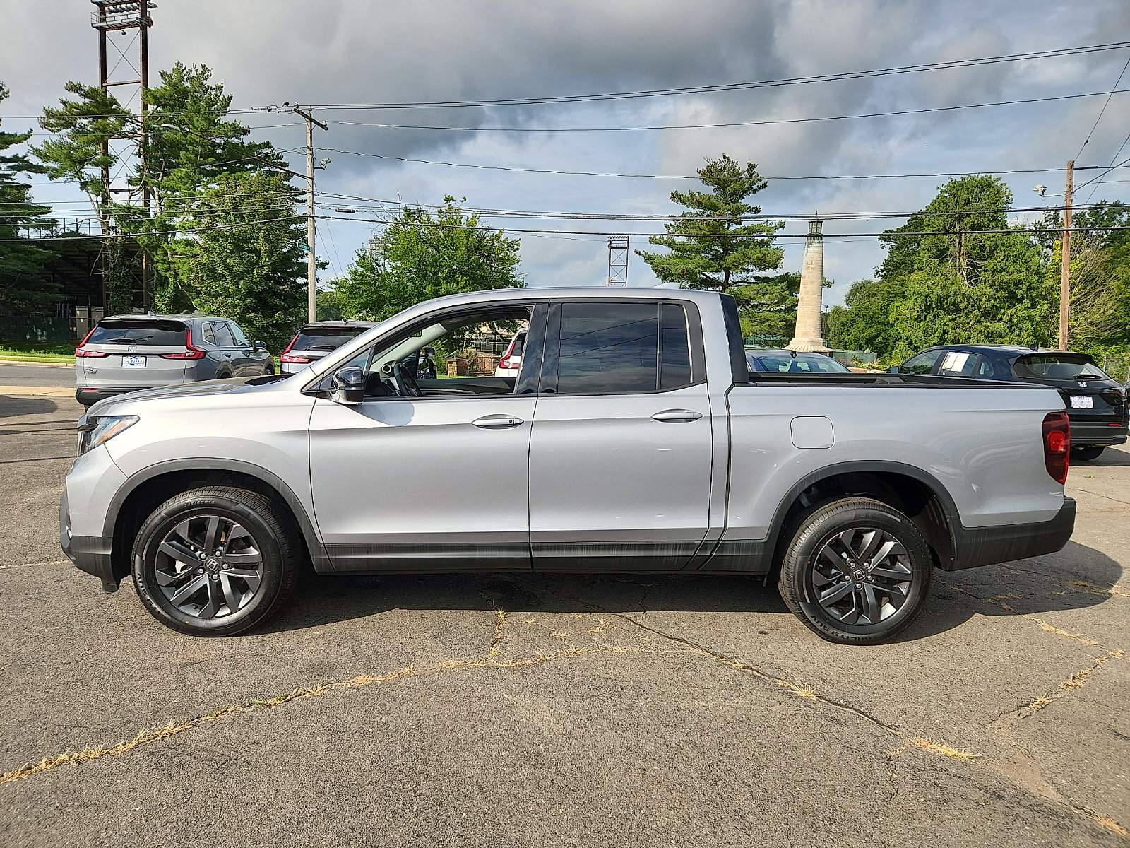 Used 2023 Honda Ridgeline Sport image 7
