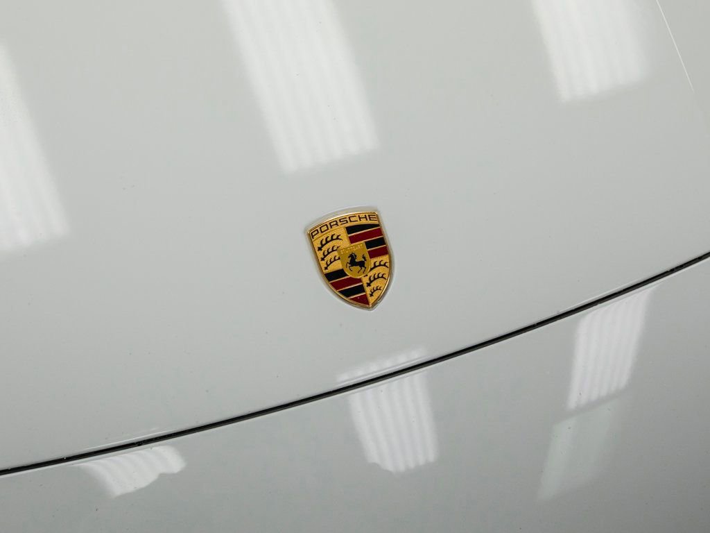Used 2023 Porsche Panamera image 10