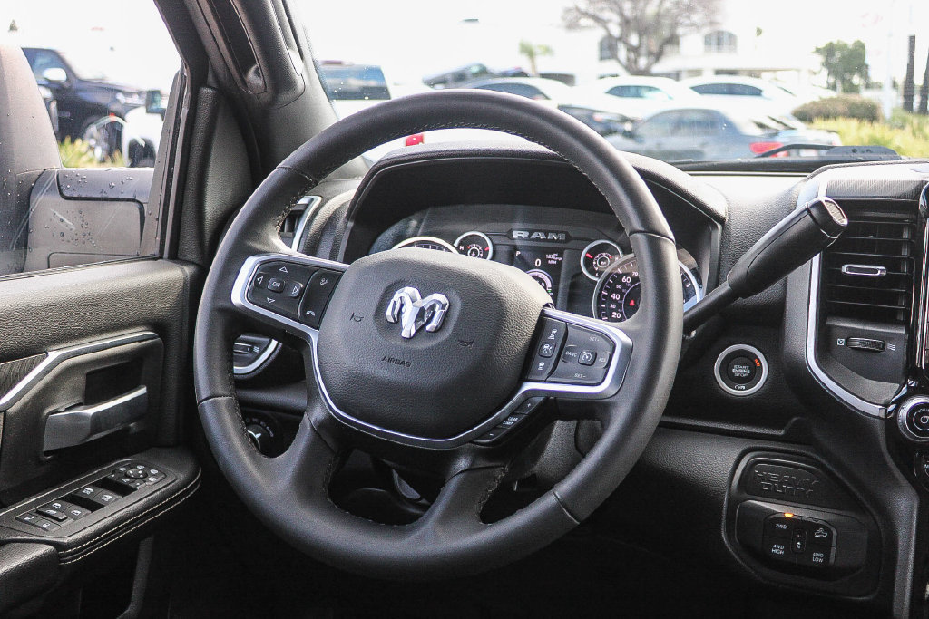 Used 2025 RAM 2500 Big Horn AWD/4WD image 16