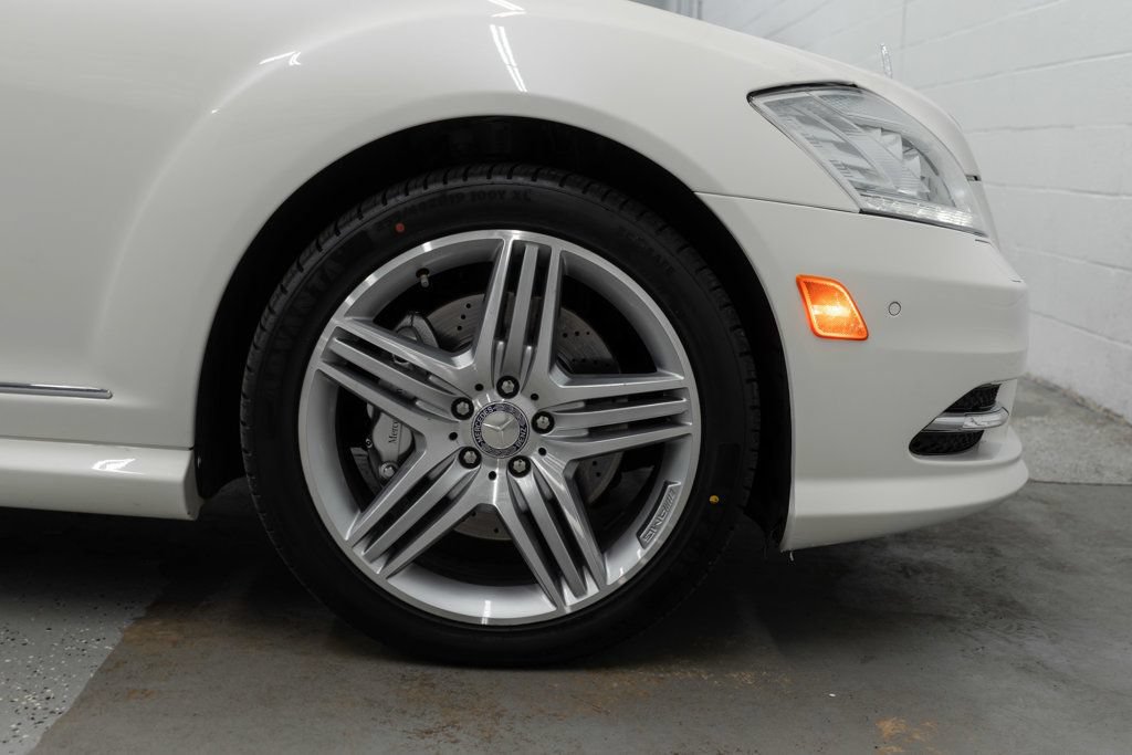 Used 2013 Mercedes-Benz S 550 4MATIC image 38