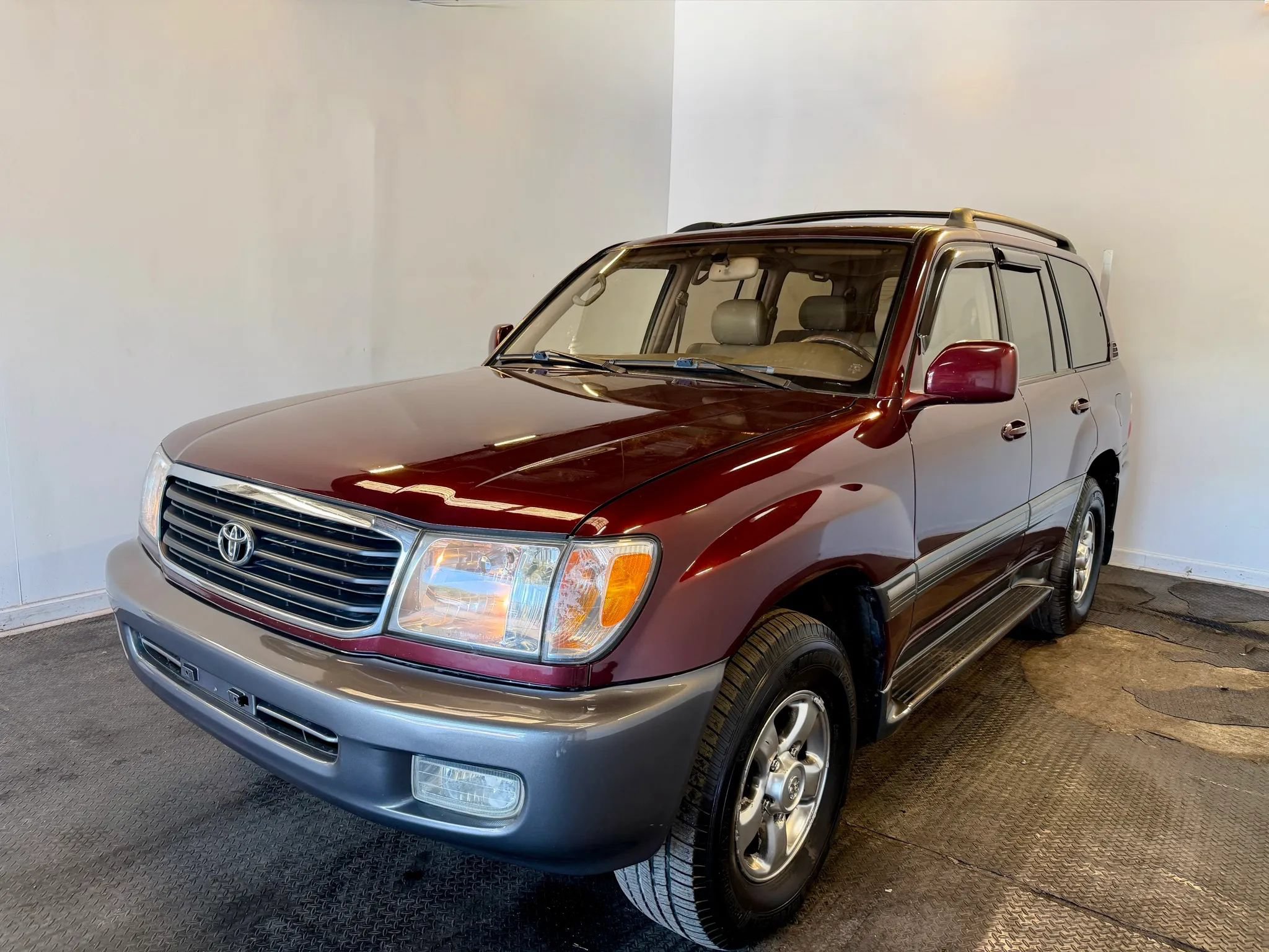 Used 2002 Toyota Land Cruiser AWD/4WD image 2