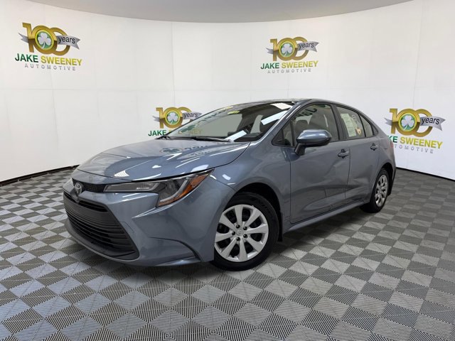 Used 2023 Toyota Corolla LE w/ Carpet Mat Package (TMS) image 4