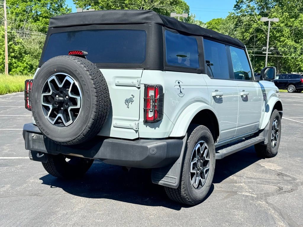 Used 2022 Ford Bronco Outer Banks AWD/4WD image 6