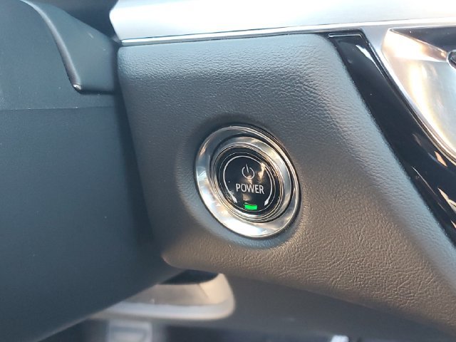 Certified 2024 Cadillac Lyriq Luxury AWD/4WD image 22