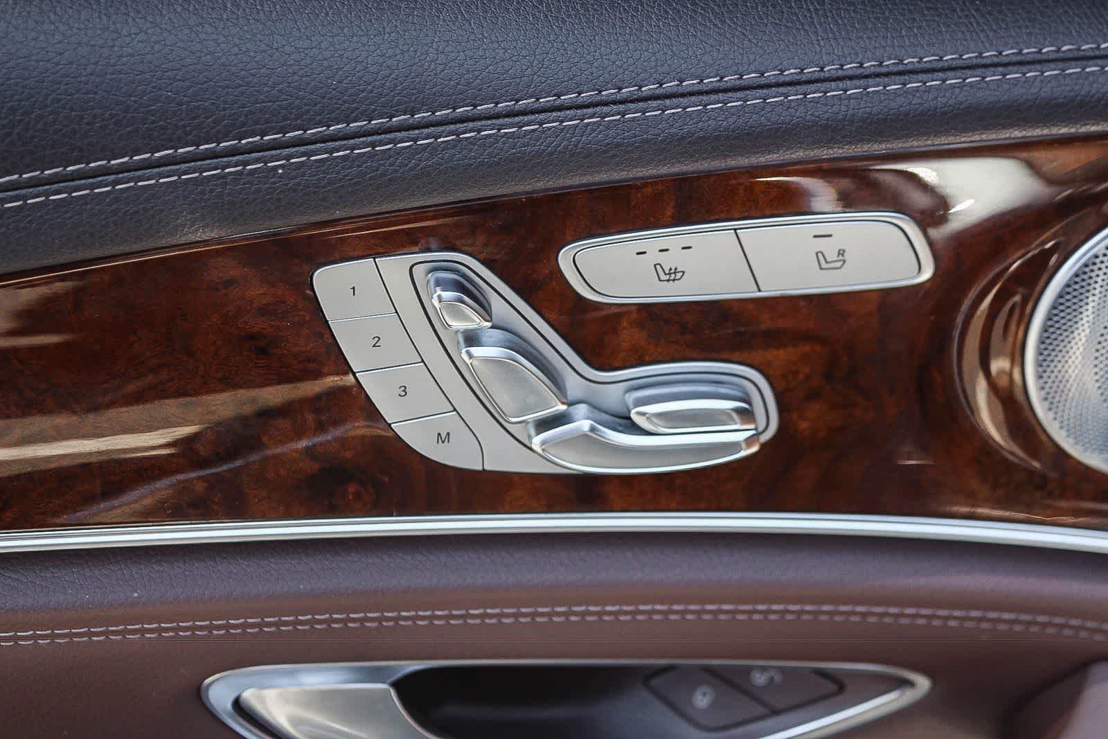 Used 2017 Mercedes-Benz E 300 image 27