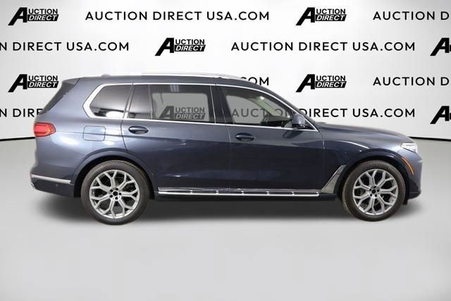 Used 2021 BMW X7 xDrive40i w/ Cold Weather Package image 46