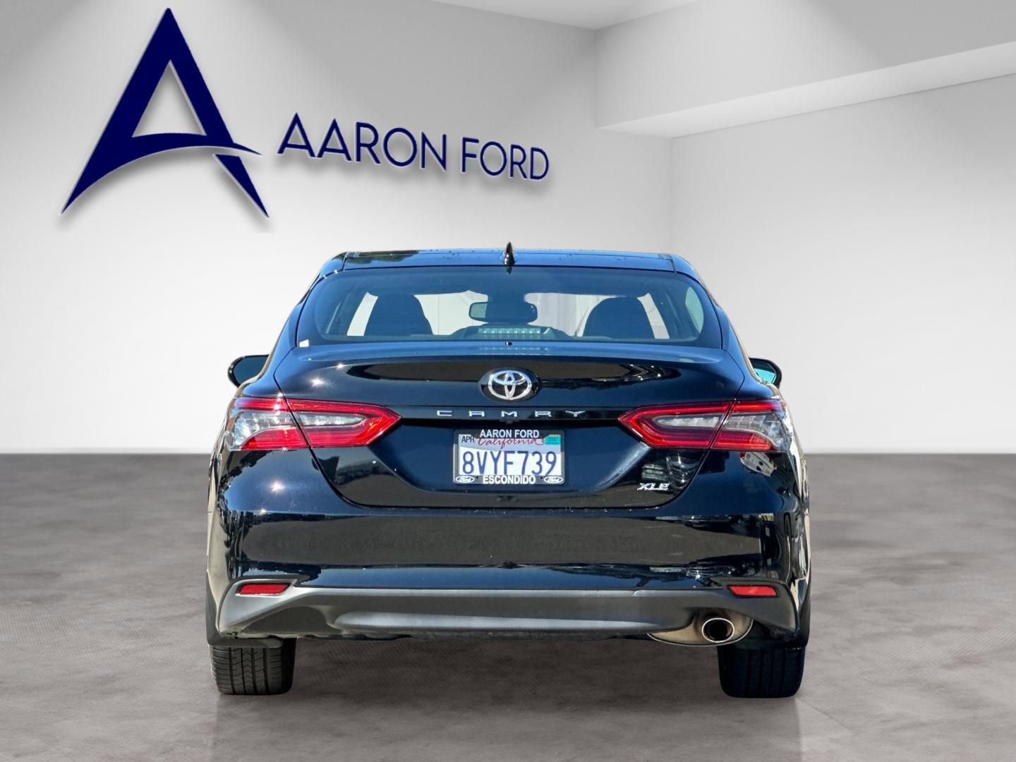 Used 2021 Toyota Camry XLE w/ Navigation Package FWD image 5