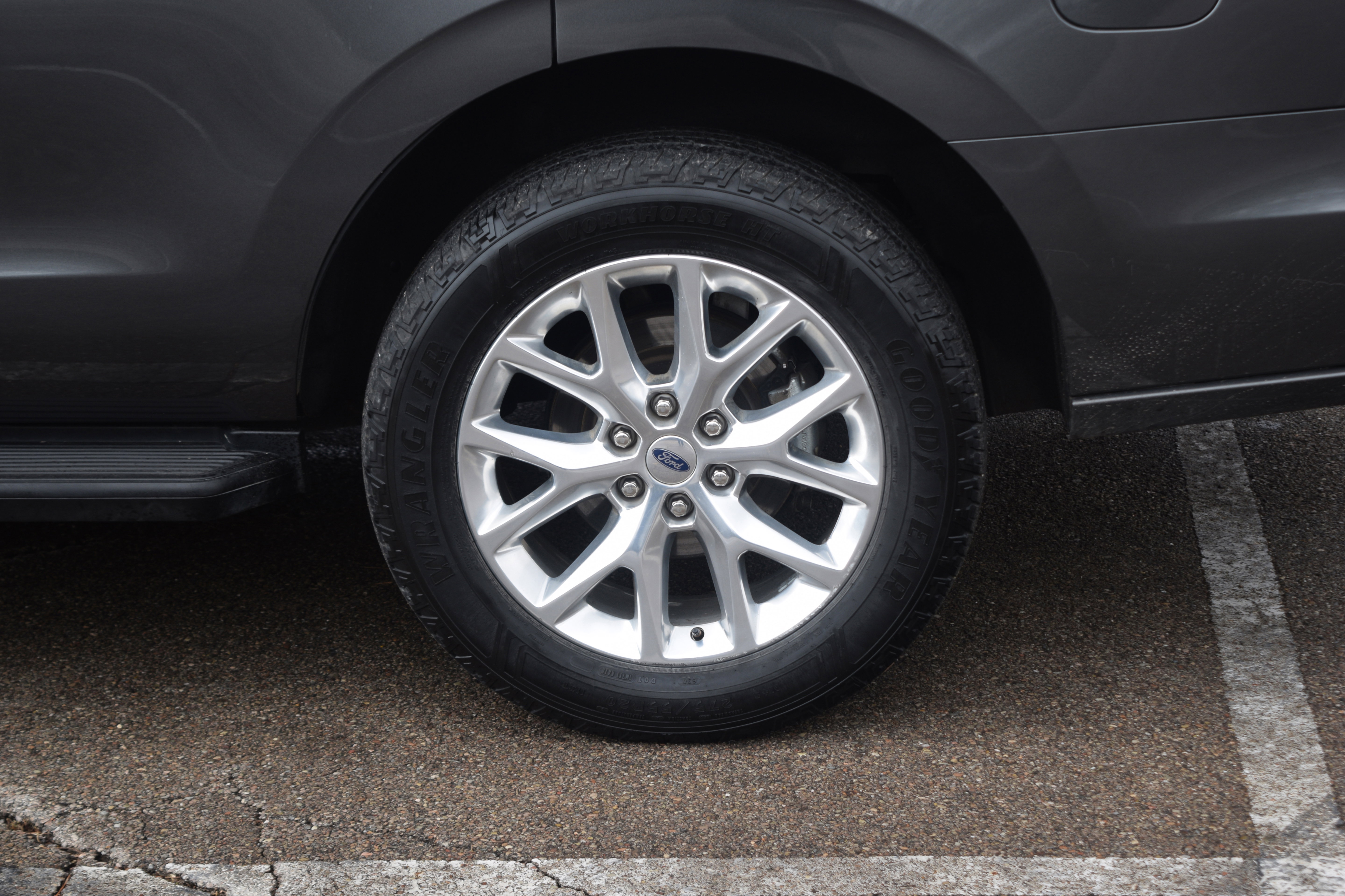 Used 2020 Ford Expedition XLT image 29