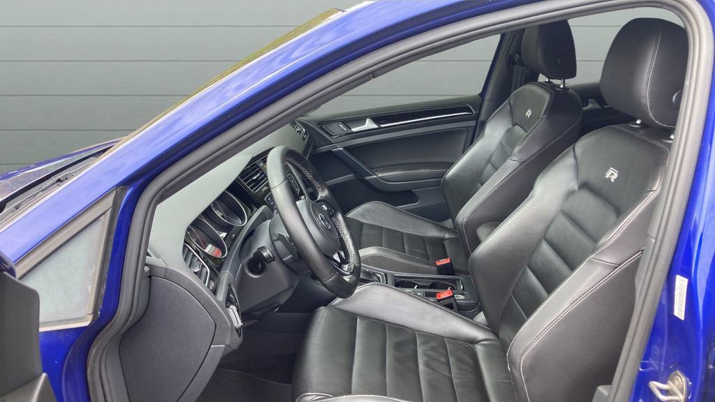 Used 2015 Volkswagen Golf R 4-Door AWD/4WD image 9