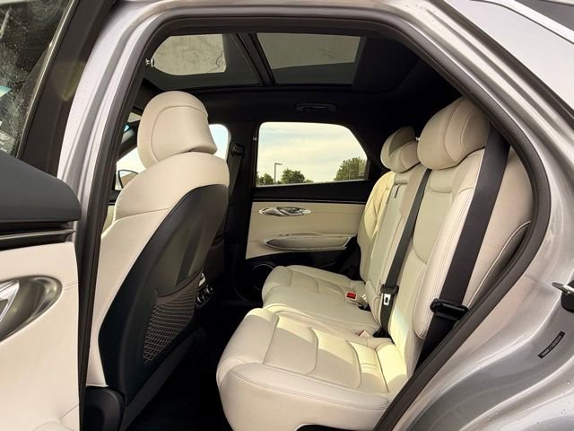 Used 2024 Genesis Electrified GV70 AWD/4WD image 13