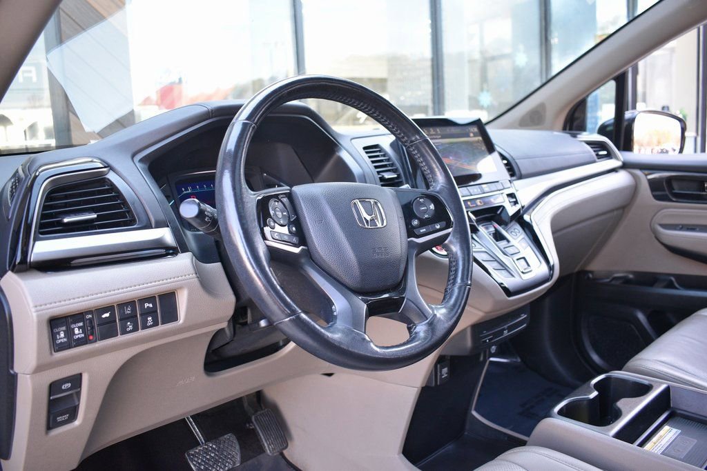 Used 2019 Honda Odyssey Elite image 16