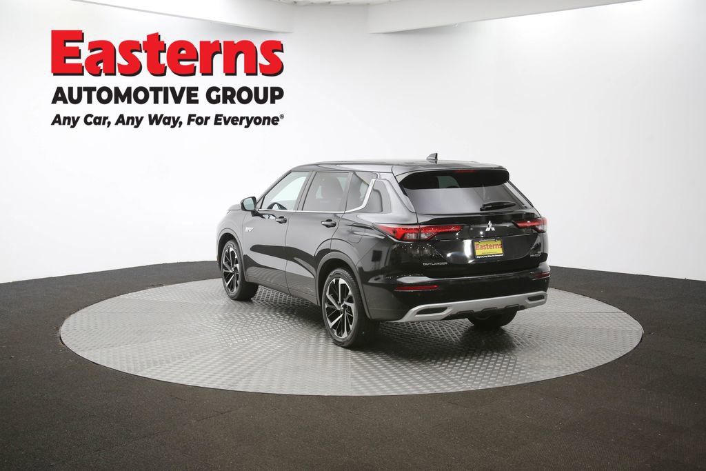 Used 2023 Mitsubishi Outlander SE image 66
