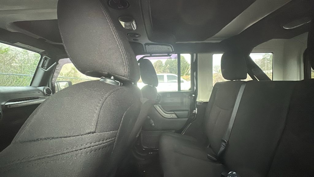Used 2017 Jeep Wrangler Unlimited Sport image 12