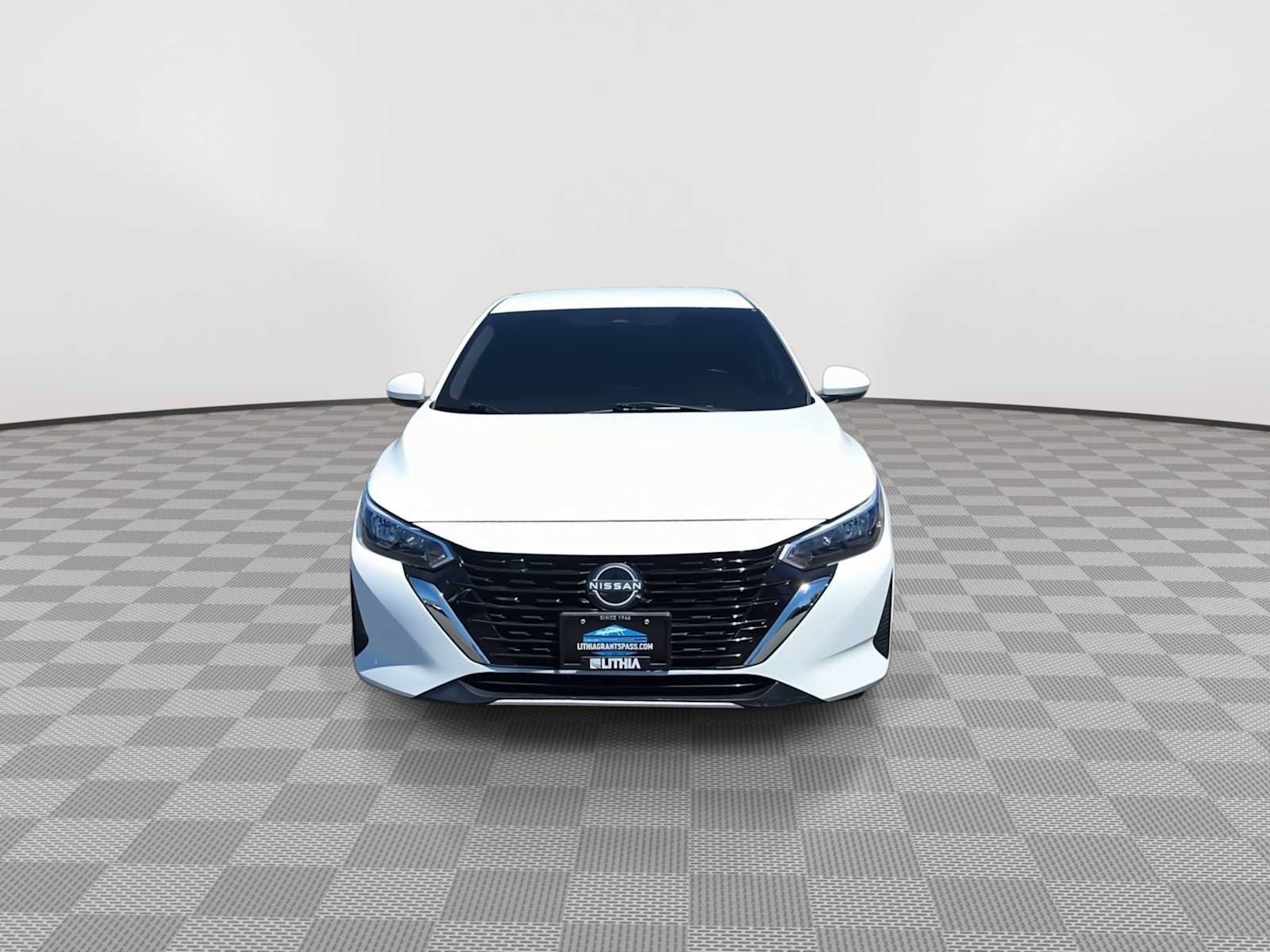 Used 2025 Nissan Sentra S FWD image 3