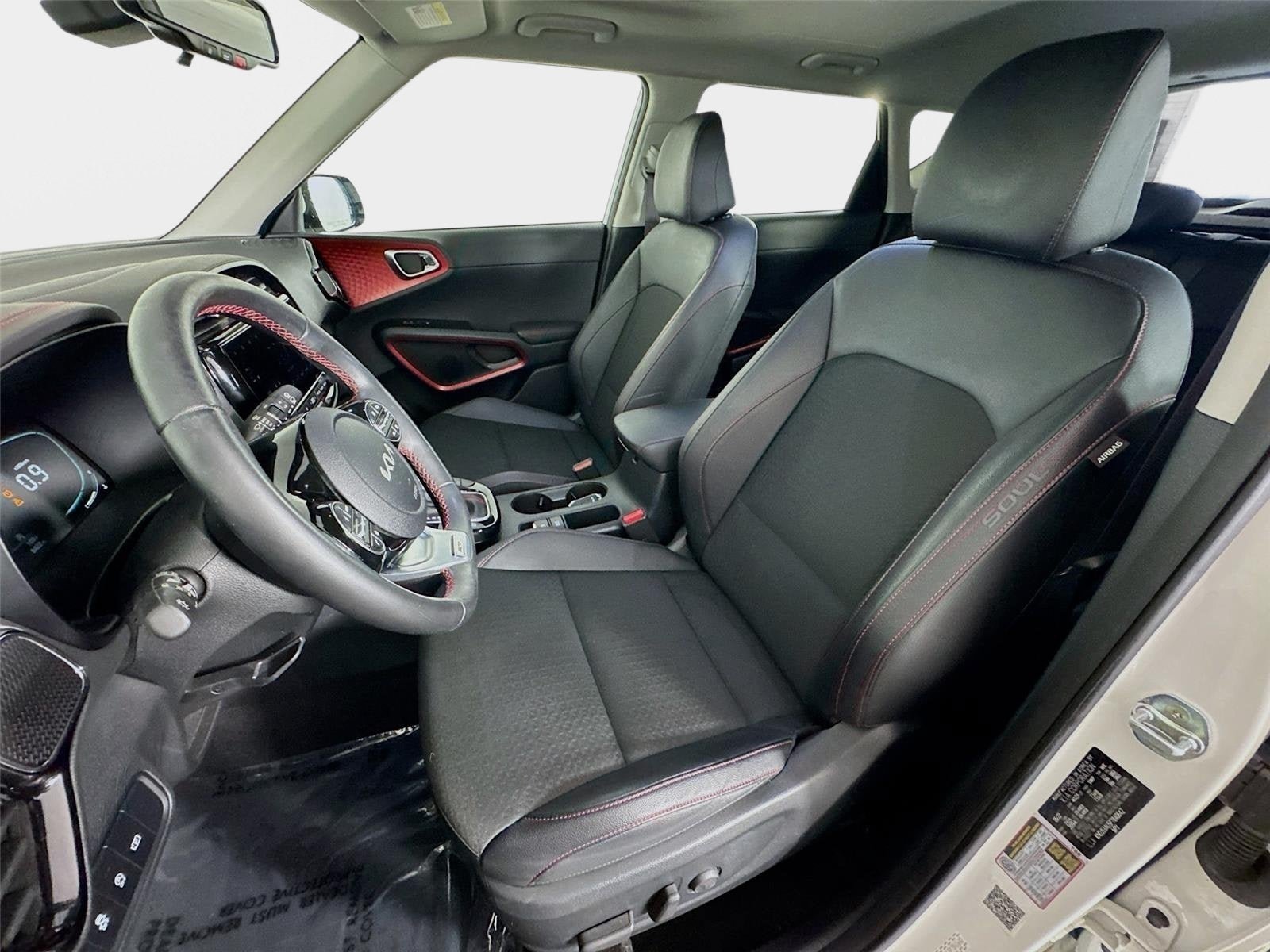Certified 2023 Kia Soul GT-Line w/ GT-Line Technology Package FWD image 11
