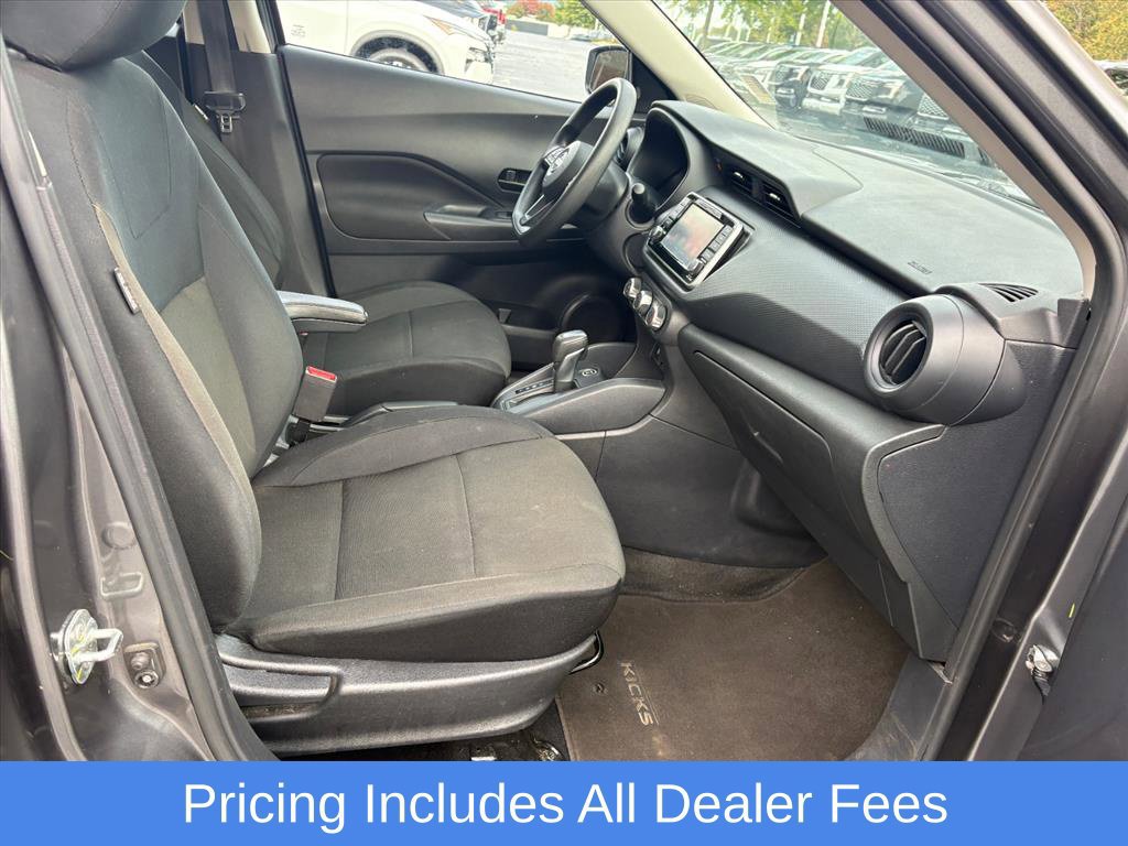 Used 2024 Nissan Kicks S FWD image 17