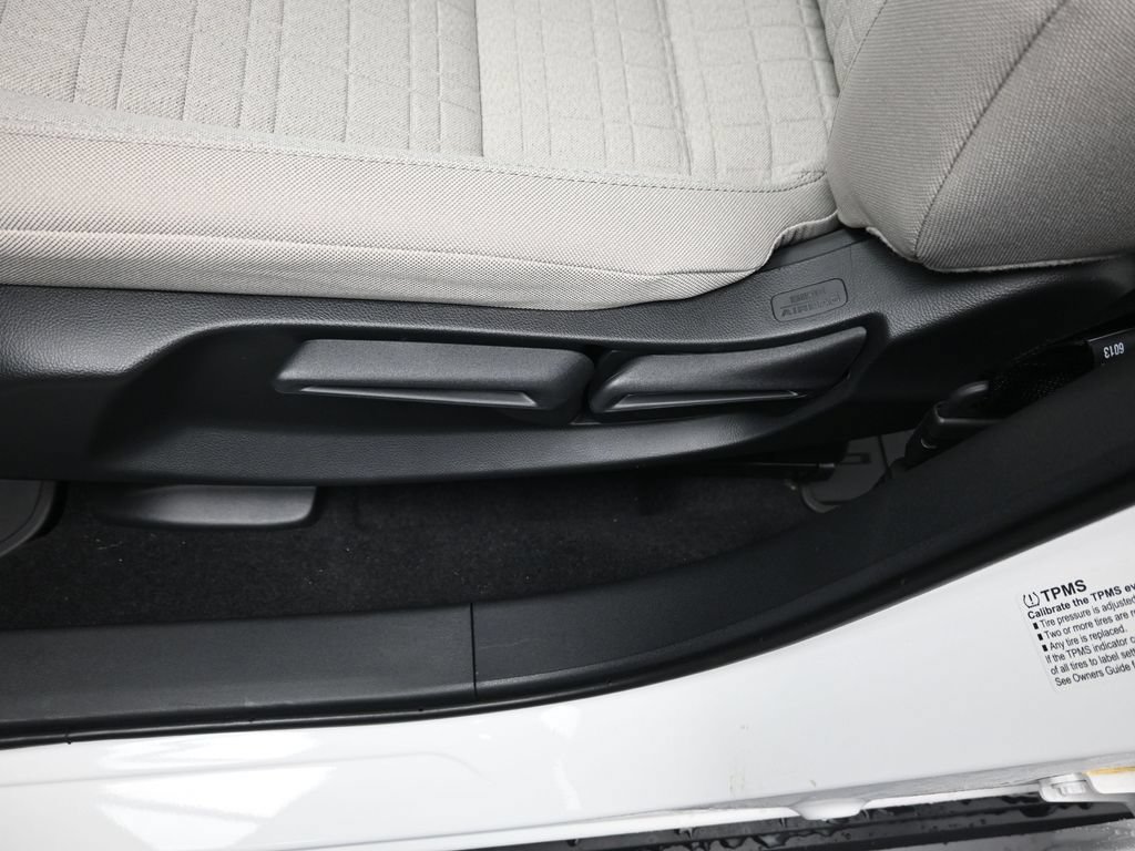 New 2026 Honda HR-V LX image 23