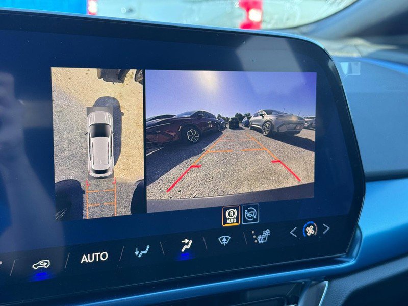 New 2026 Chevrolet Equinox EV LT FWD image 16