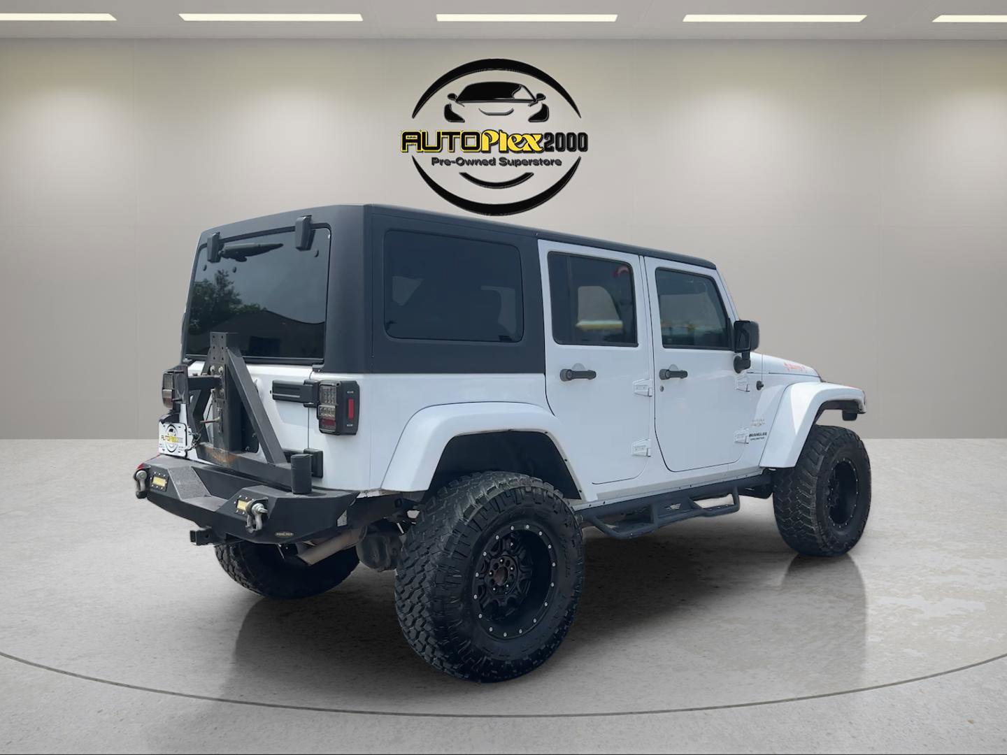 Used 2015 Jeep Wrangler Unlimited Sahara w/ Trailer Tow Group AWD/4WD image 7