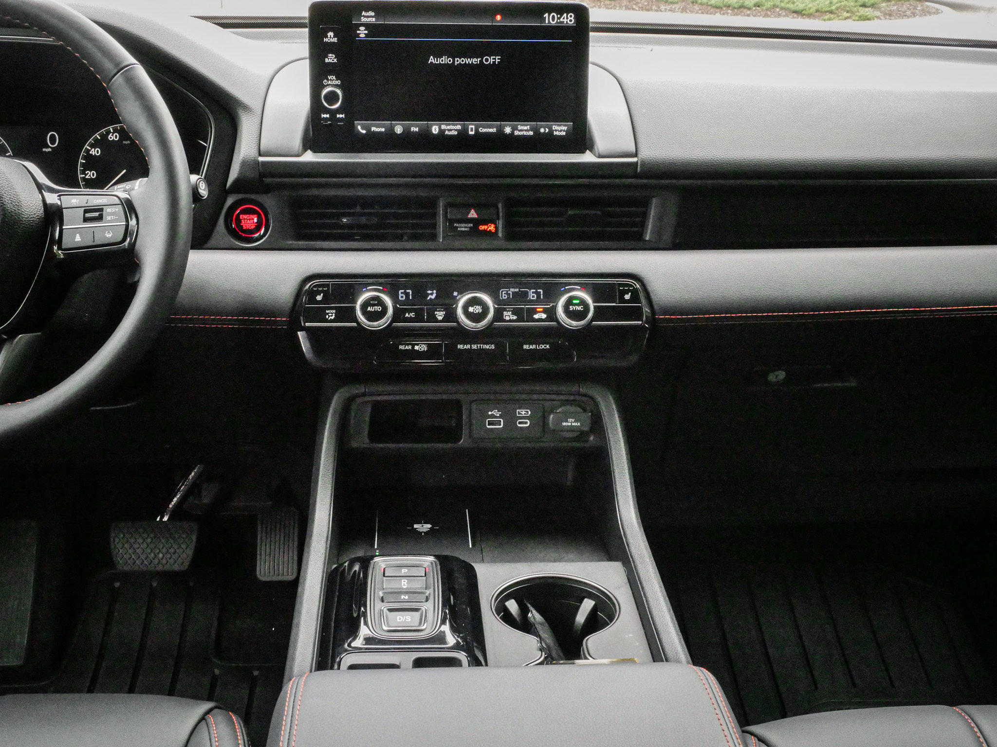 Used 2025 Honda Pilot TrailSport image 29