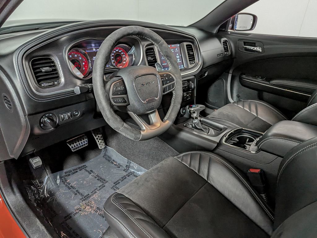Used 2022 Dodge Charger SRT Hellcat w/ Harman/Kardon Audio Group image 15