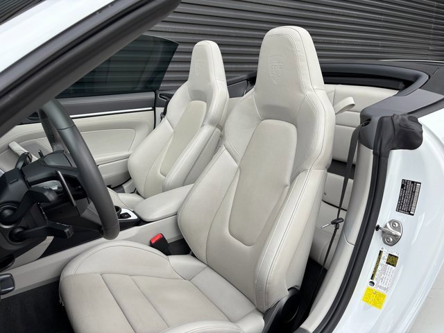 Certified 2022 Porsche 911 Carrera GTS image 5