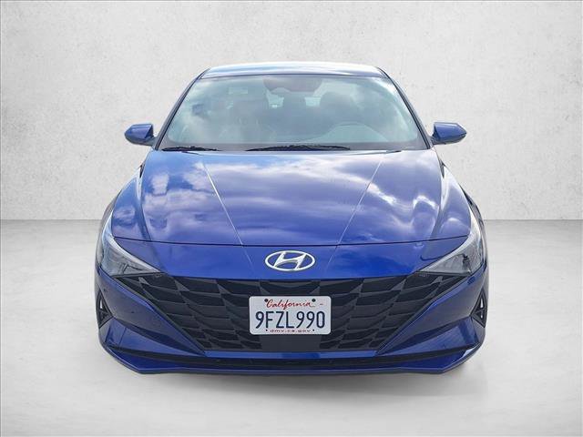Used 2023 Hyundai Elantra SEL w/ Convenience Package video 2