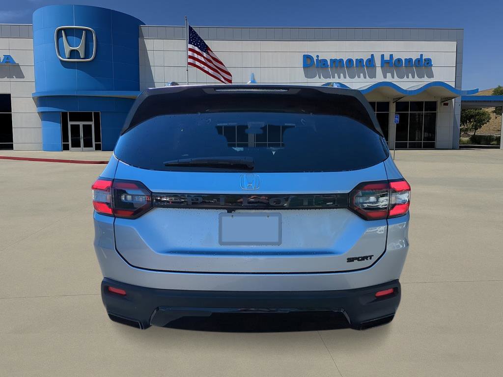 New 2026 Honda Pilot Sport image 4