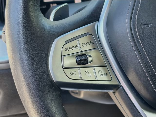 Used 2024 BMW X7 xDrive40i AWD/4WD image 9