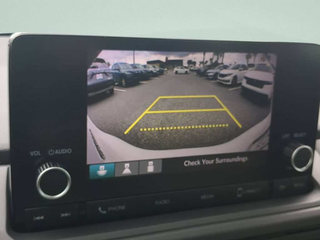 Certified 2025 Honda Accord LX image 17