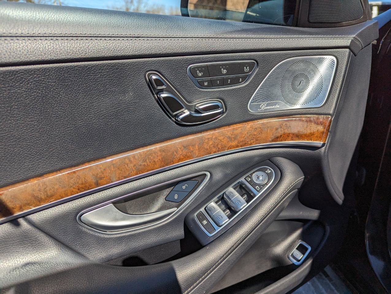 Used 2015 Mercedes-Benz S 550 4MATIC Sedan image 12