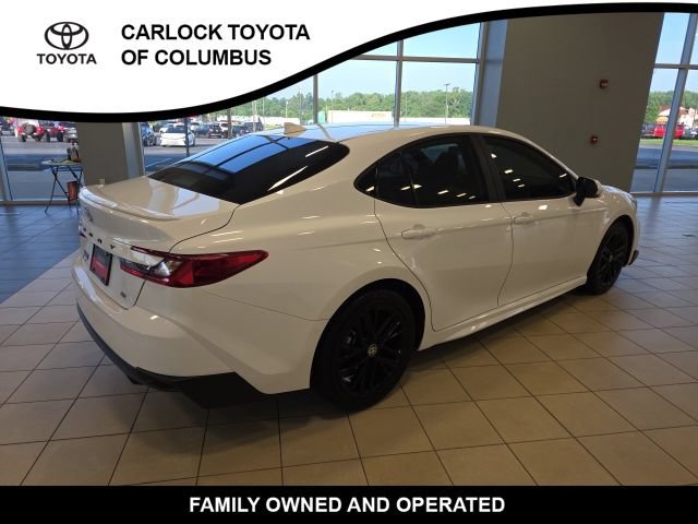 Used 2026 Toyota Camry SE FWD image 8