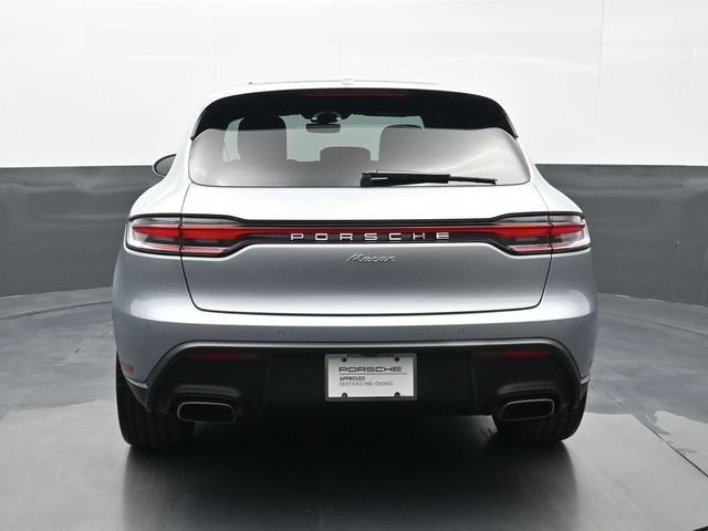 Certified 2025 Porsche Macan AWD/4WD image 22