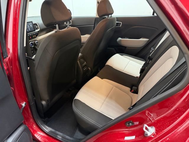 Certified 2024 Hyundai Venue SEL image 35