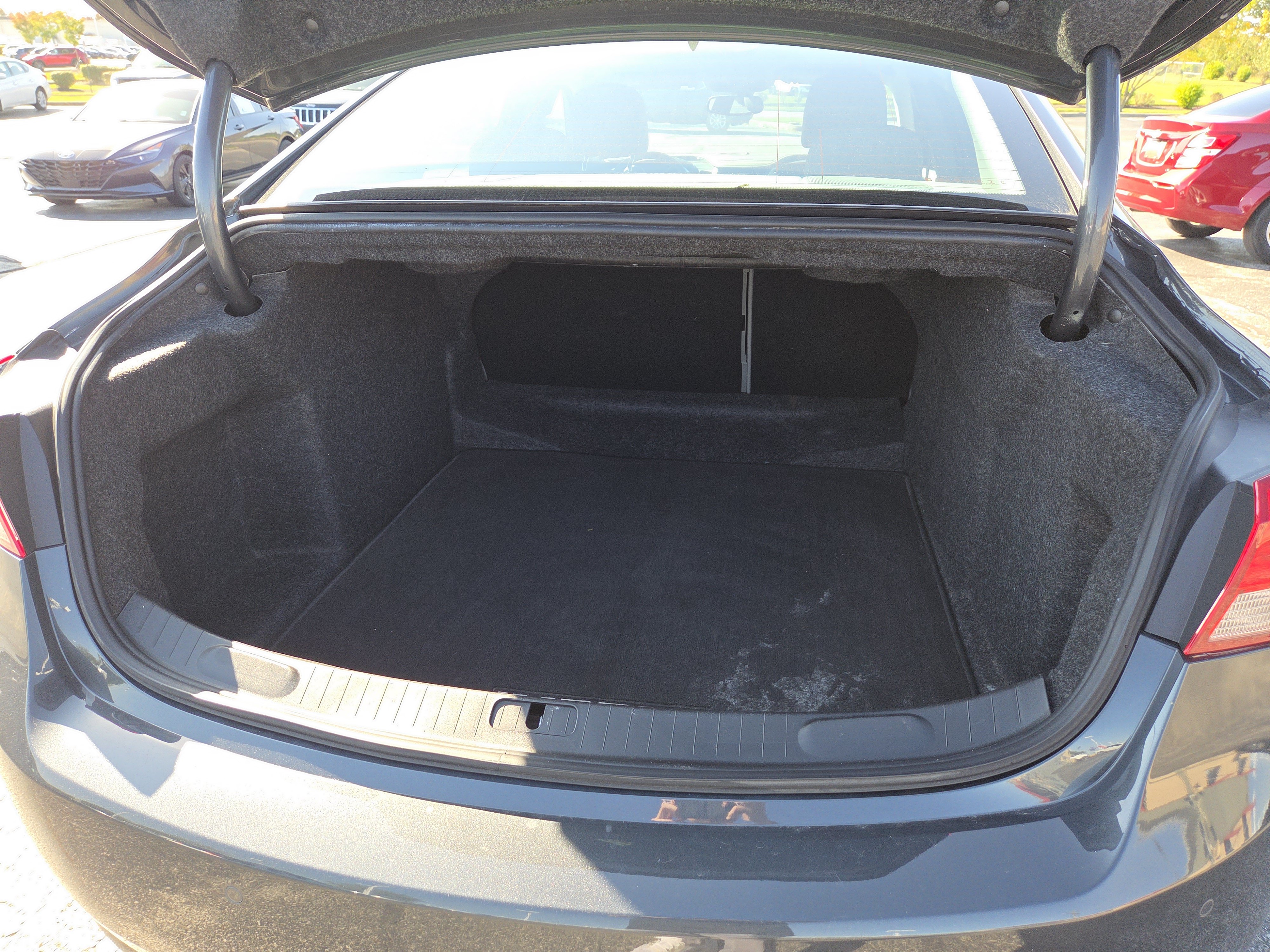 Used 2019 Chevrolet Impala LT w/ LT Convenience Package FWD image 12