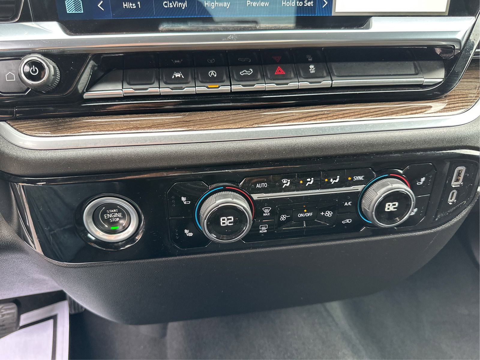 Certified 2022 Chevrolet Silverado 1500 LT AWD/4WD image 27